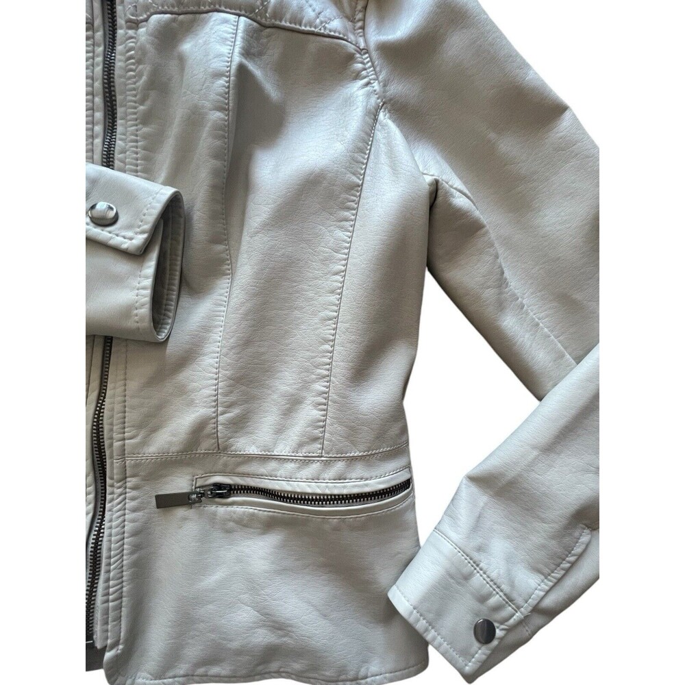 Apt. 9 Women’s Faux-Leather Jacket Cream Zip Front Quilted Shoulder Lined Size S - Picture 5 of 10